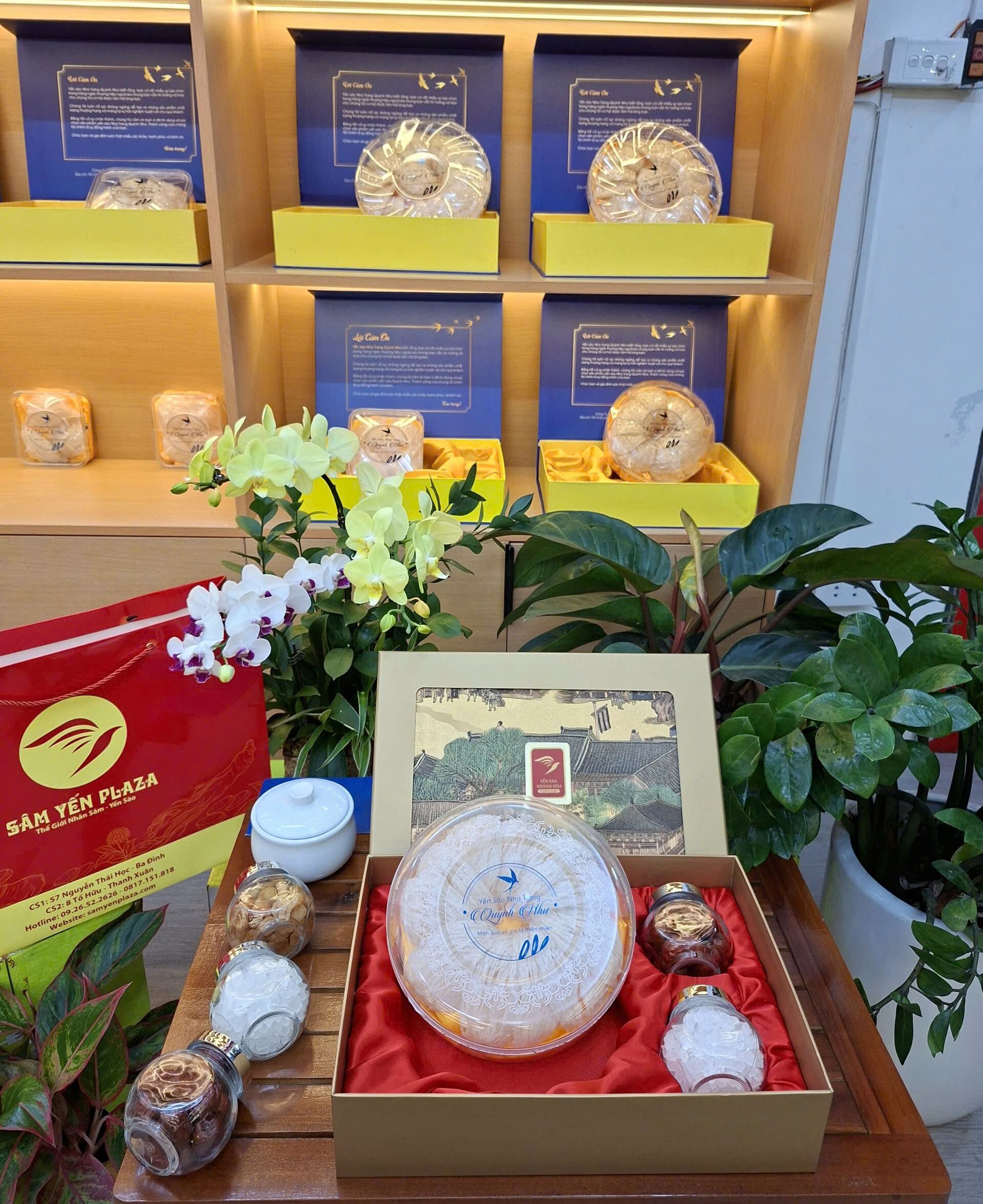 Hộp Quà Tổ Yến Sào Khánh Hòa Rút Lông Thượng Hạng 100g